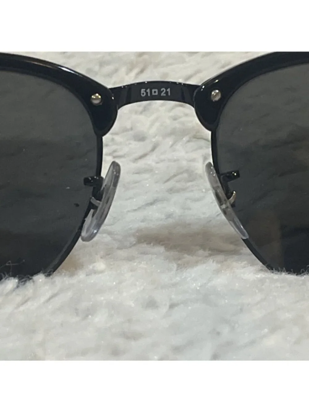 Ray-Ban RB3016 Clubmaster Polarized Sunglasses Black 1305 B1 51. 21 145 - Picture 5 of 10